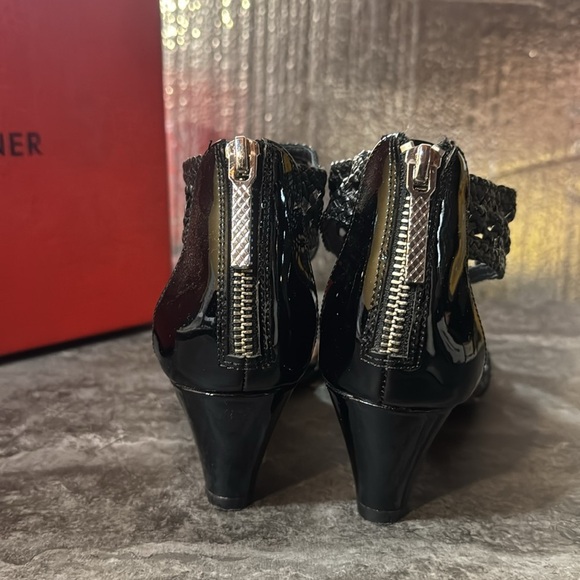 Donald J. Pliner Verona black leather sandals 6.5 - Picture 4 of 7